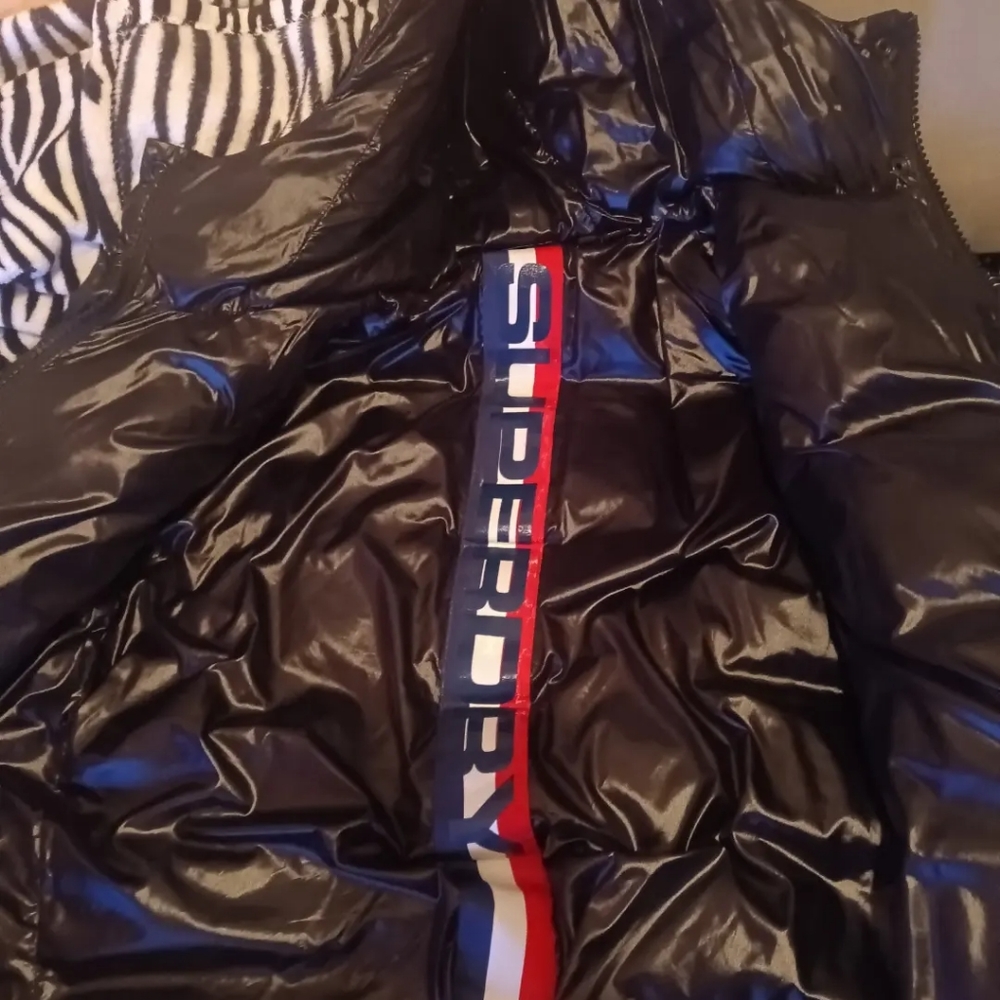 Super dry Black Bubble coat size:M